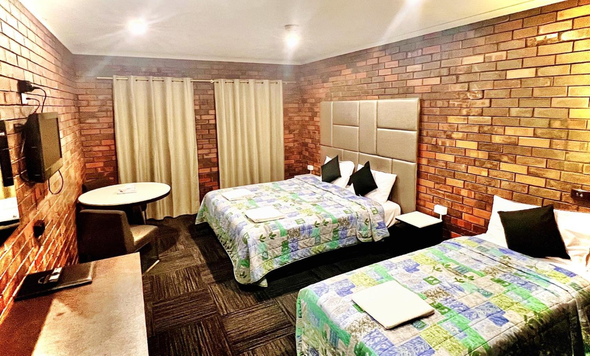 Two Rivers Motel Wentworth Екстер'єр фото